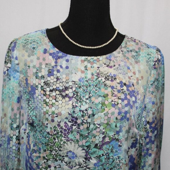 Peck & Peck Floral Pastel Color Peep-Hole Sleeve Blouse - Picture 2 of 11